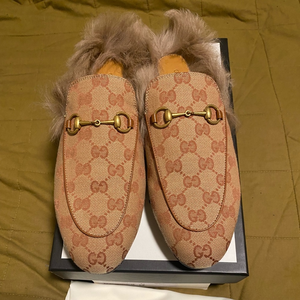 Gucci Beige Princetown Canvas Gg Fur Loafer Slide Mule Slipper Flats